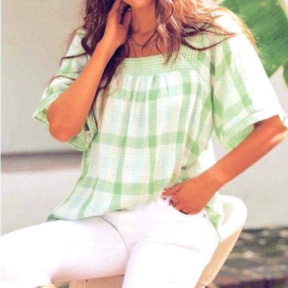 Short Sleeve Lightweight Top Women PLUS Size 3X Gingham Square Neck NEW - Picture 2 of 3